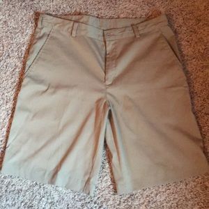 Men’s Nike golf shorts